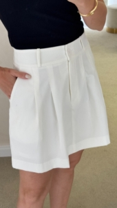 SAIA CURTA  COM PREGAS SIMPLES - Imagem 2