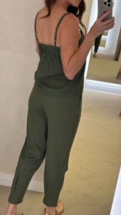 CALÇA COM DETALHE DE PREGAS - Imagem 2