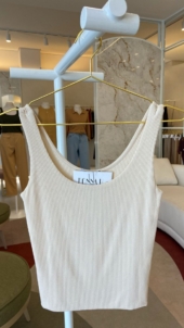 REGATA CANELADA COM FRENTE DUPLA - Imagem 2